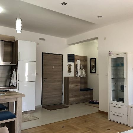 Apartman Dajana 乌尔齐尼 外观 照片