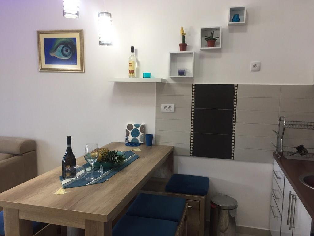 Apartman Dajana 乌尔齐尼 外观 照片