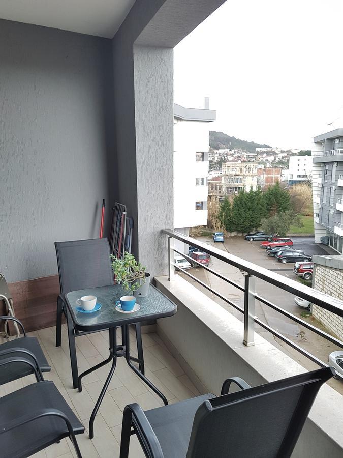 Apartman Dajana 乌尔齐尼 外观 照片