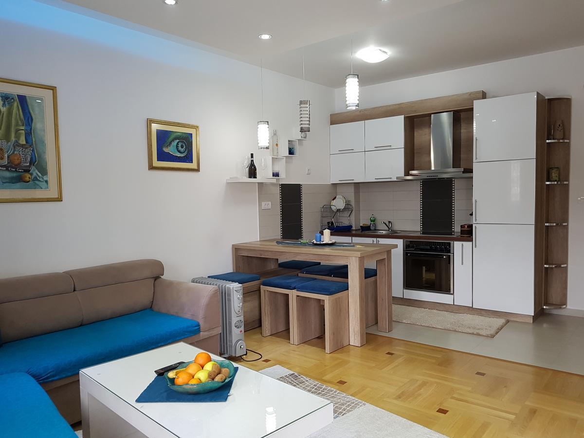 Apartman Dajana 乌尔齐尼 外观 照片