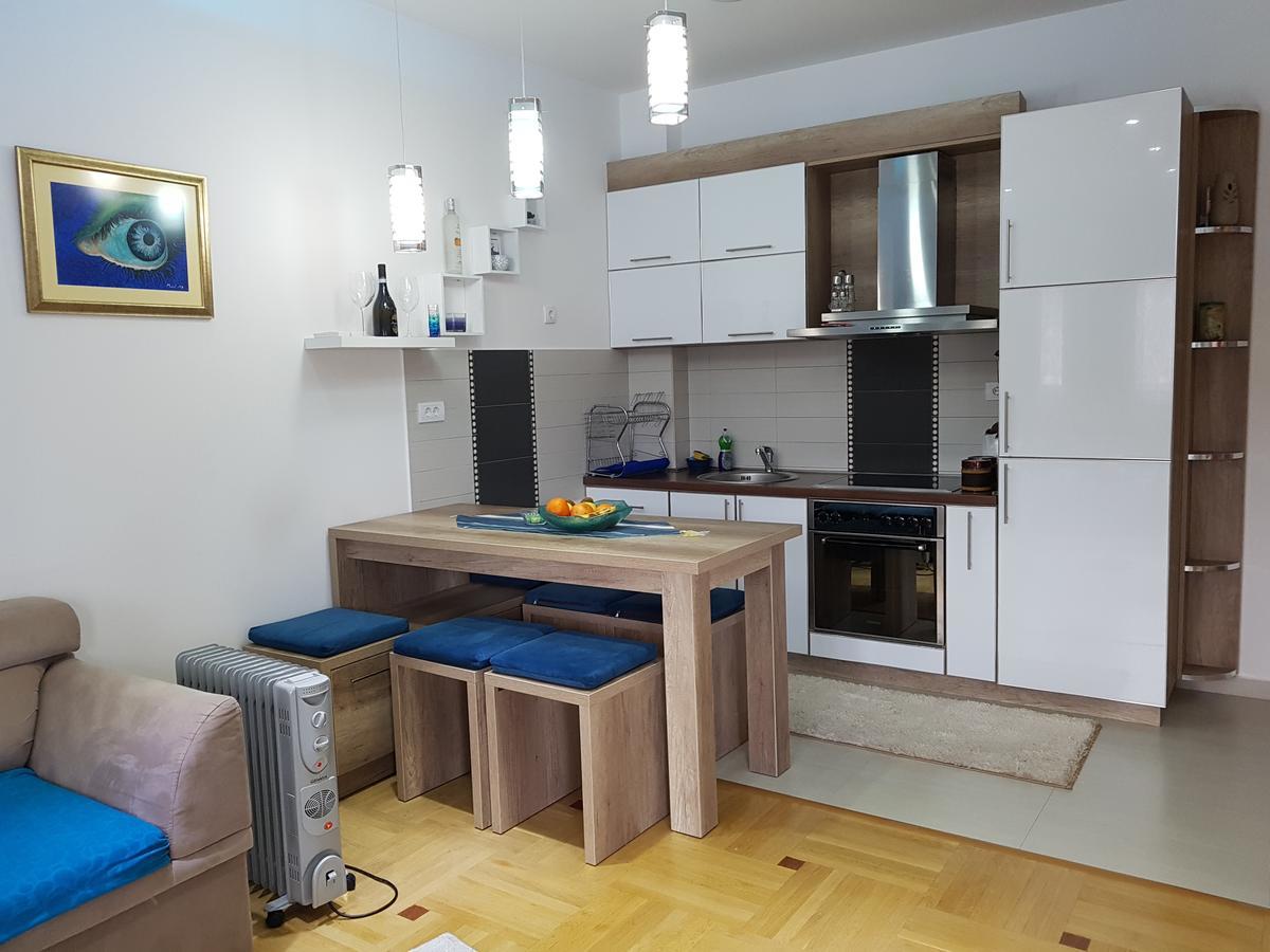 Apartman Dajana 乌尔齐尼 外观 照片