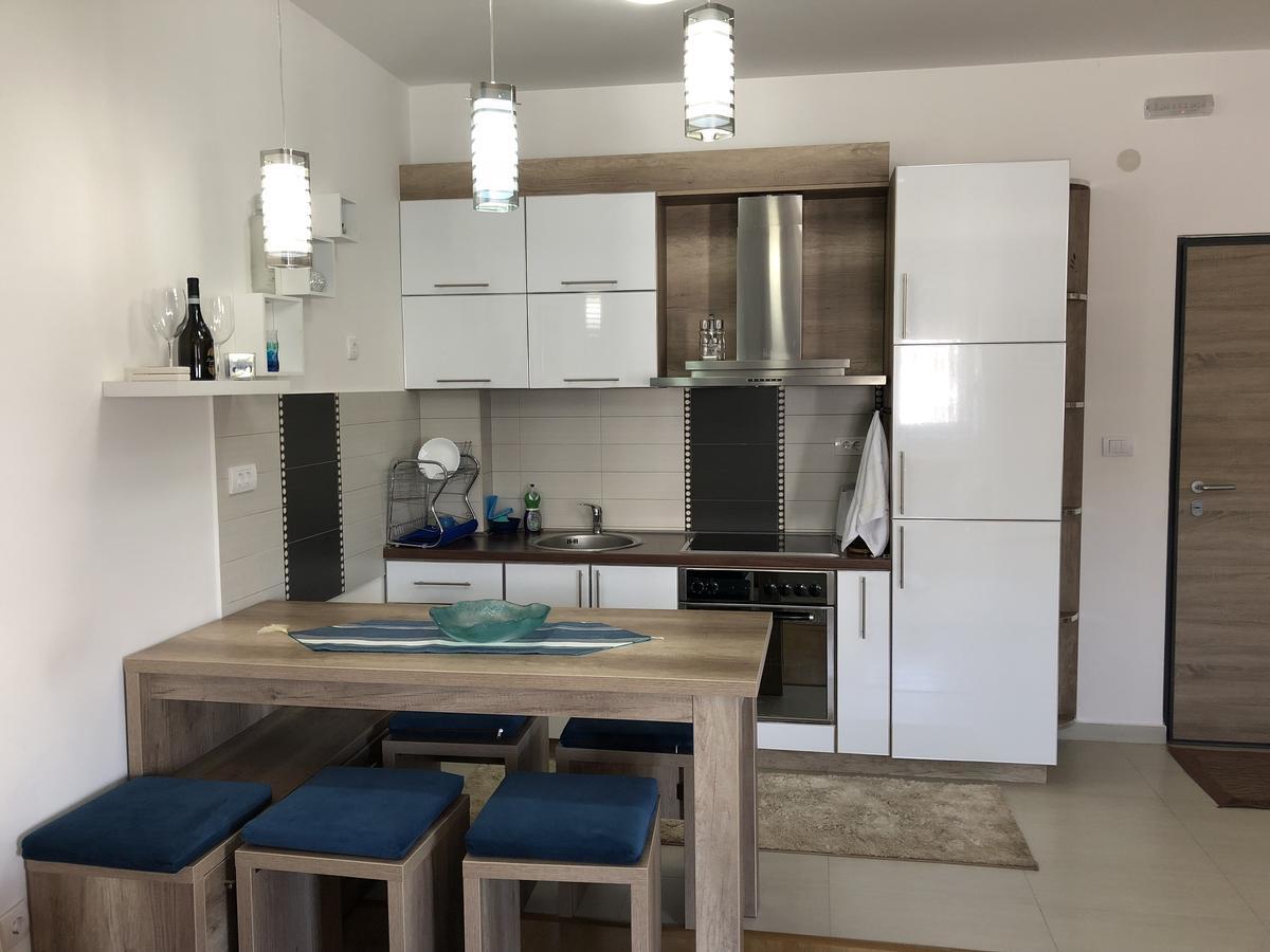 Apartman Dajana 乌尔齐尼 外观 照片