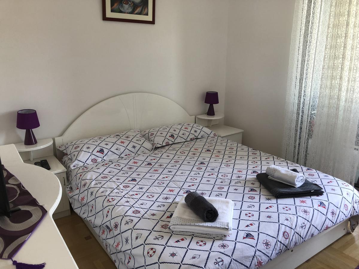 Apartman Dajana 乌尔齐尼 外观 照片