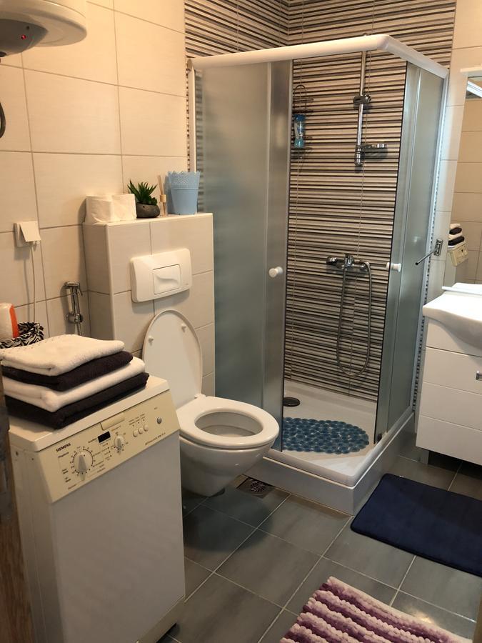 Apartman Dajana 乌尔齐尼 外观 照片