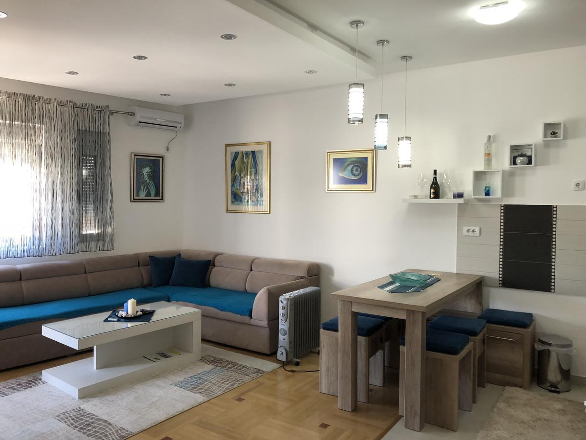 Apartman Dajana 乌尔齐尼 外观 照片